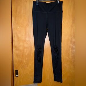 NWOT distressed black leggings sz S